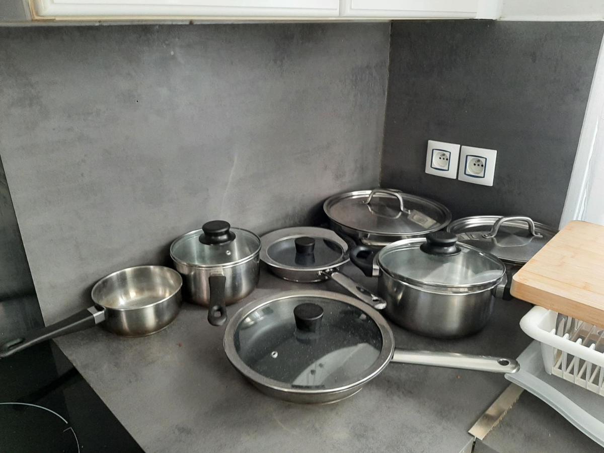 Pratique Et Calme Dans Centre De Evry Apartman Courcouronnes Kültér fotó